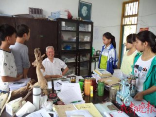 【精神家园】半个世纪的坚守！77岁退休老人一生只为做好这件事