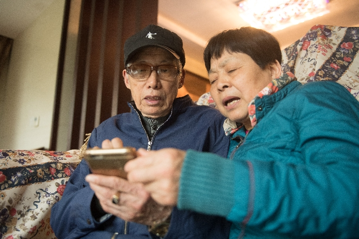 “春田花花老友会”：中国式“抱团养老”体验记