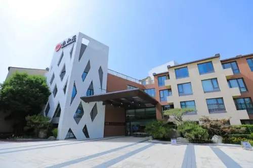 乐成养老双桥恭和苑|直击养老康复痛点，五星级个性化照护解难题